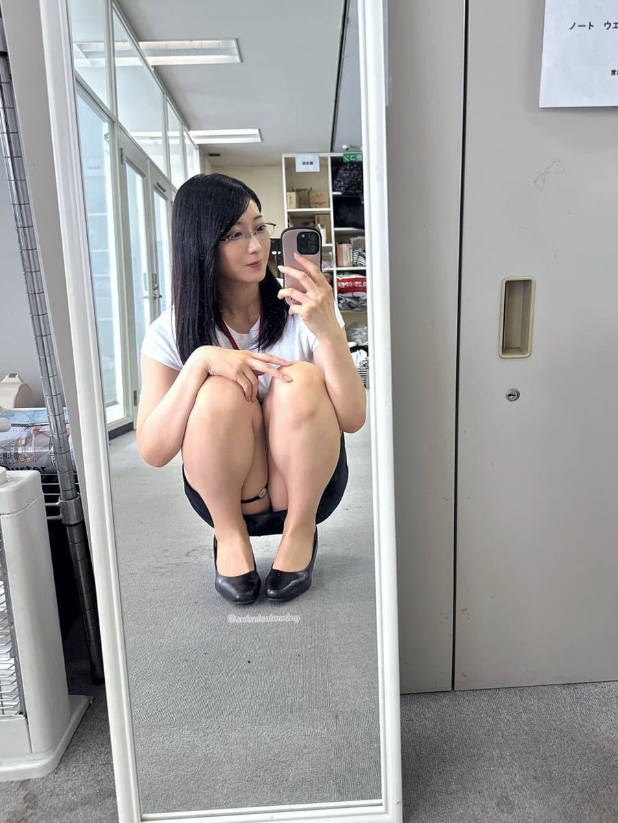 守屋よしの、どう見てもドスケベで助かる